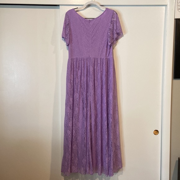 Ever Pretty Lilac/Lavender High-Low Lace Maxi Dress. - Picture 2 of 8